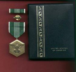 Army Commendation Military Award medal in case with ribbon bar and lapel pin